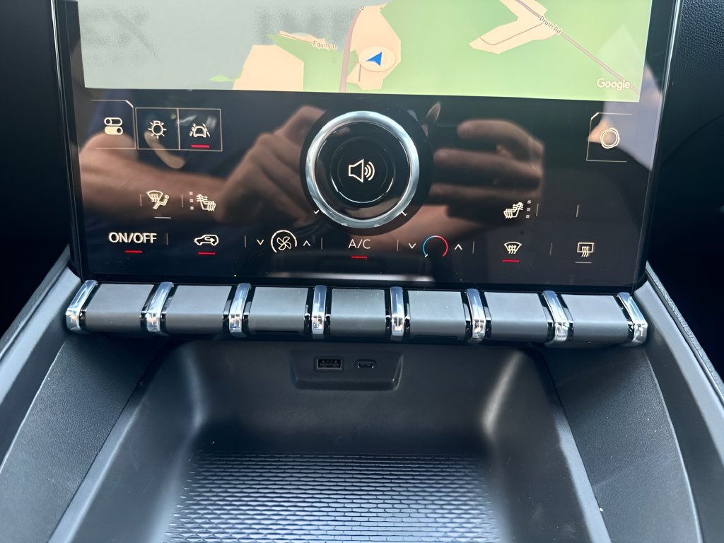 New 2027 GMC Terrain Elevation FWD image 21