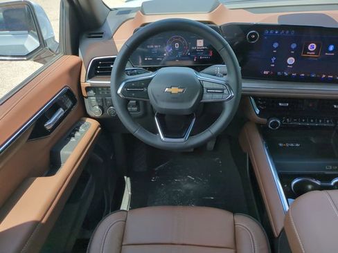 New 2026 Chevrolet Suburban High Country w/ Sun And Tow Package AWD/4WD image 16