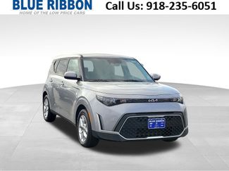 Used 2025 Kia Soul LX FWD video 1