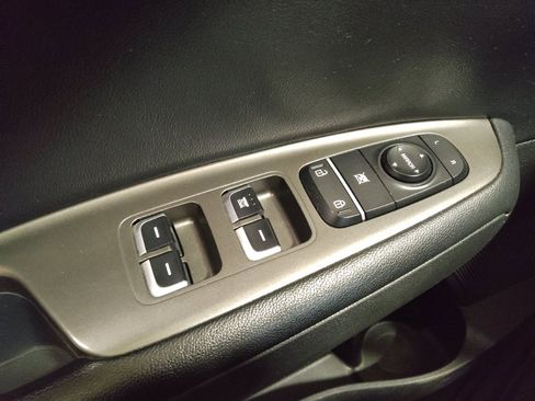 Used 2019 Kia Optima LX FWD image 27