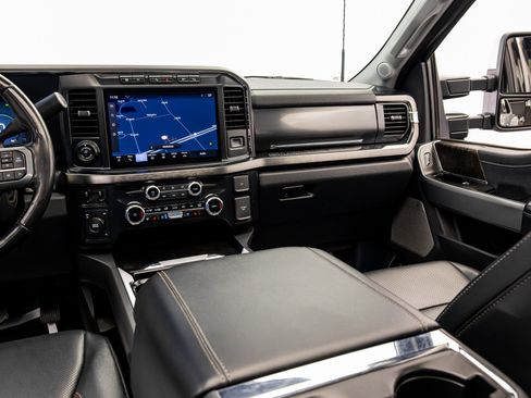 Used 2023 Ford F350 Lariat w/ Lariat Ultimate Package image 44