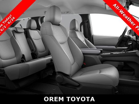 New 2026 Toyota Sienna LE FWD image 20