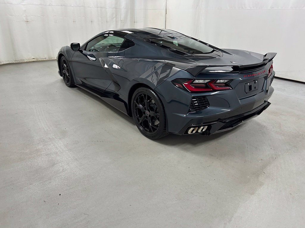 Used 2021 Chevrolet Corvette Stingray Preferred Cpe w/ Z51 Performance Package RWD image 6