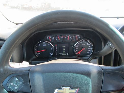 Used 2017 Chevrolet Silverado 2500 W/T image 17