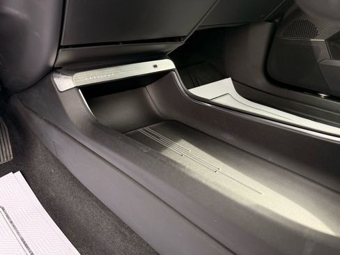 Used 2024 Cadillac Lyriq Sport image 47