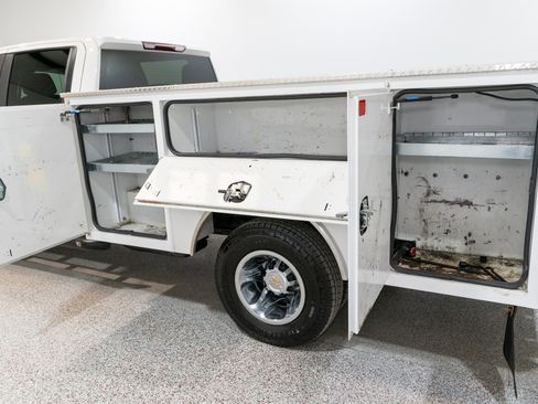 Used 2018 Jeep Wrangler Unlimited Sport S AWD/4WD image 45