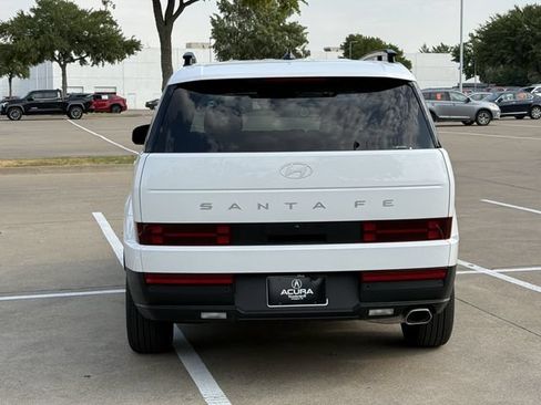 Used 2026 Hyundai Santa Fe SEL FWD image 5