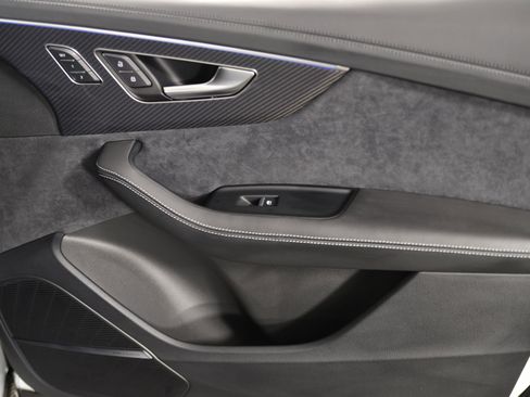 New 2026 Audi SQ7 Prestige image 9