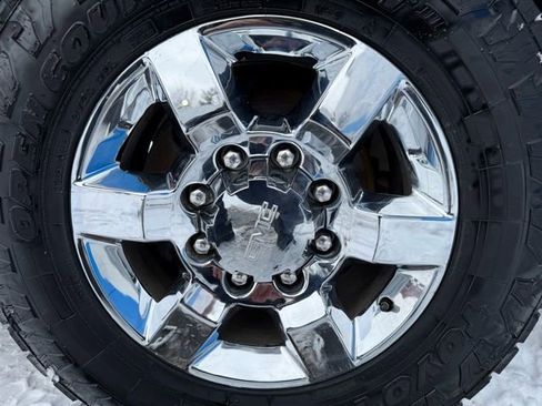 Used 2016 GMC Sierra 3500 SLE w/ SLE Preferred Package image 10