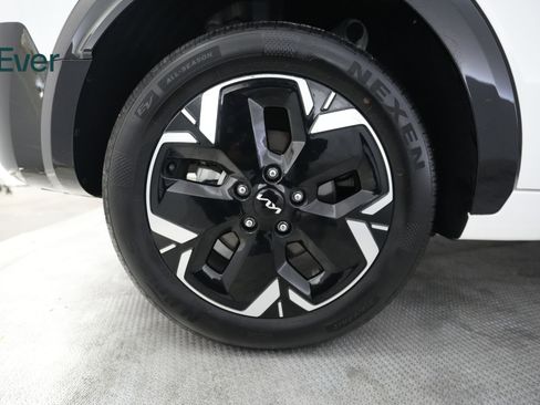Used 2023 Kia Niro Wind FWD image 22