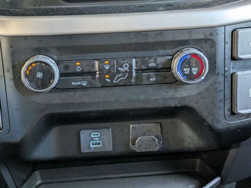 Used 2023 Ford F150 XLT image 29