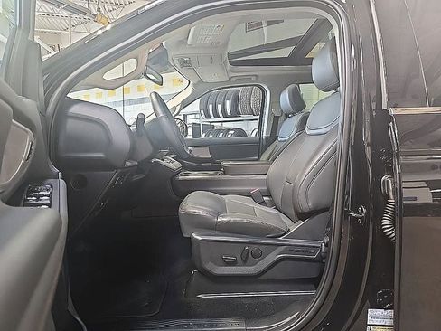 Used 2025 Ford Expedition Max Active image 15