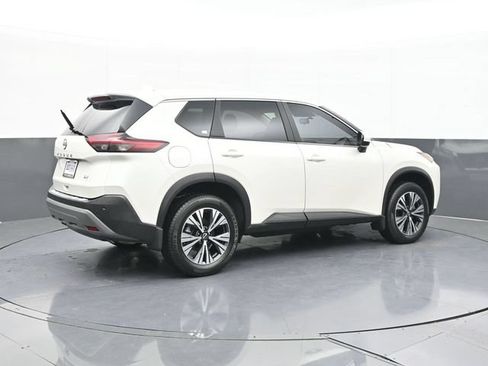 Used 2023 Nissan Rogue SV FWD image 16