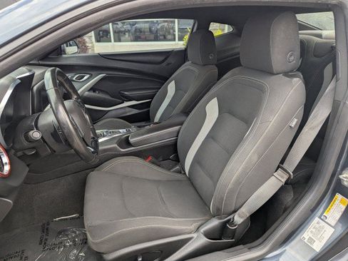 Used 2020 Chevrolet Camaro LT RWD image 12