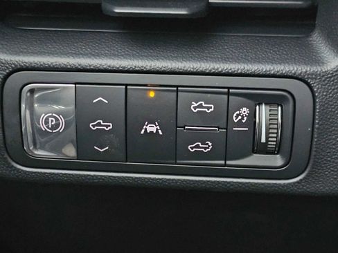 New 2024 GMC Sierra EV Denali image 34