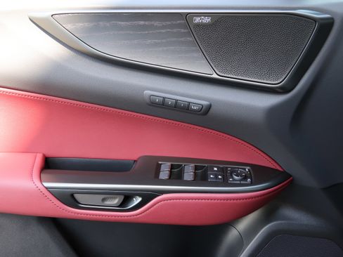 Used 2025 Lexus NX 350h AWD w/ Accessory Package (K3) image 12