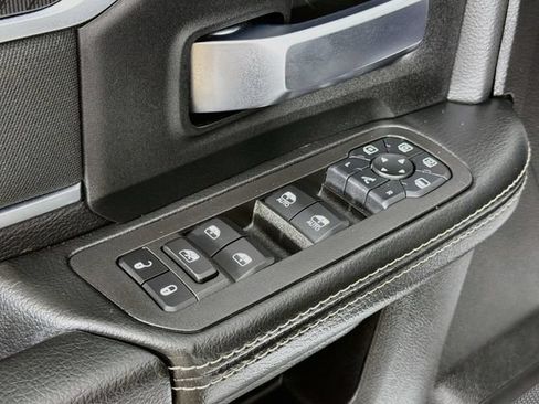 Used 2025 RAM 2500 Big Horn AWD/4WD image 18