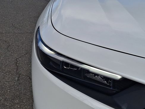 Used 2024 Honda Accord EX image 9