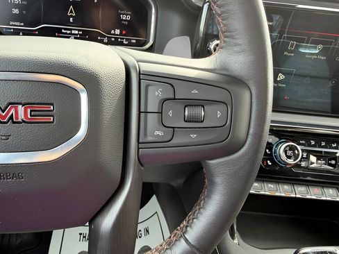Used 2024 GMC Sierra 1500 AT4X image 13