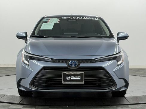 Used 2024 Toyota Corolla LE w/ LE Convenience Package image 5