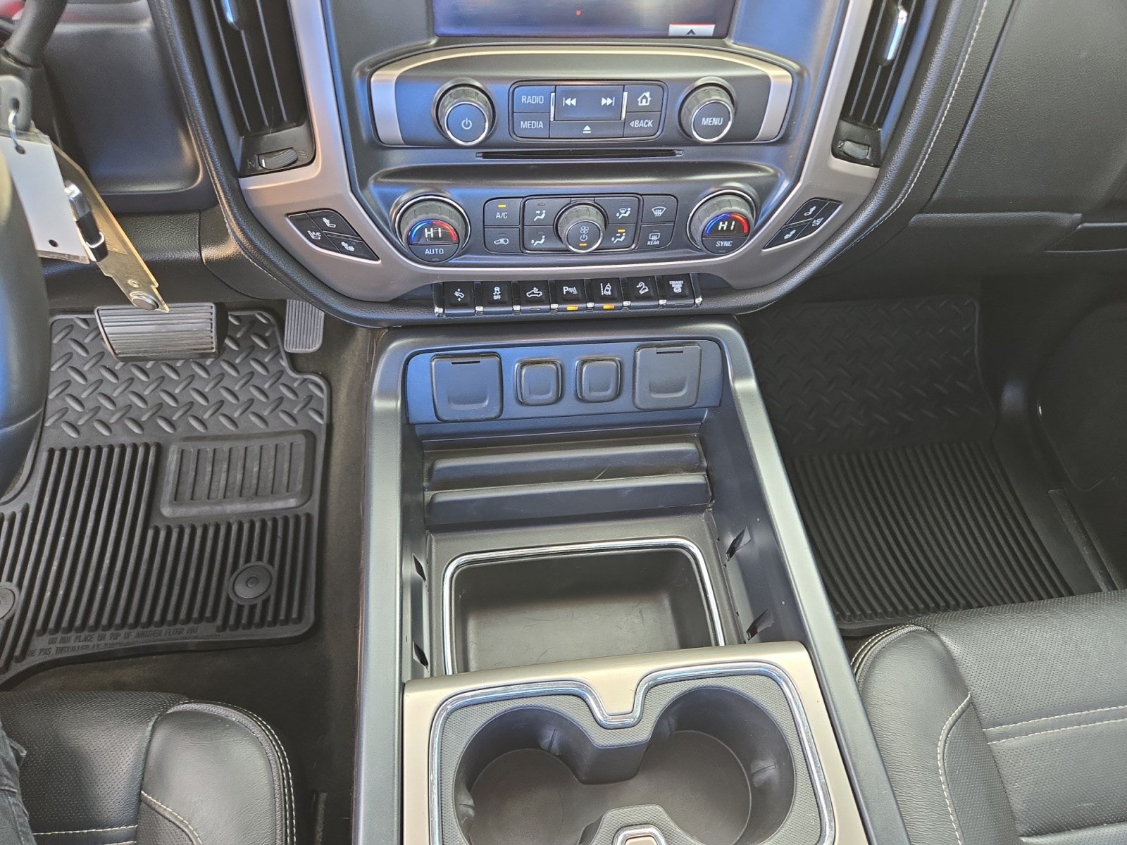 Used 2015 GMC Sierra 2500 Denali w/ Duramax Plus Package AWD/4WD image 12