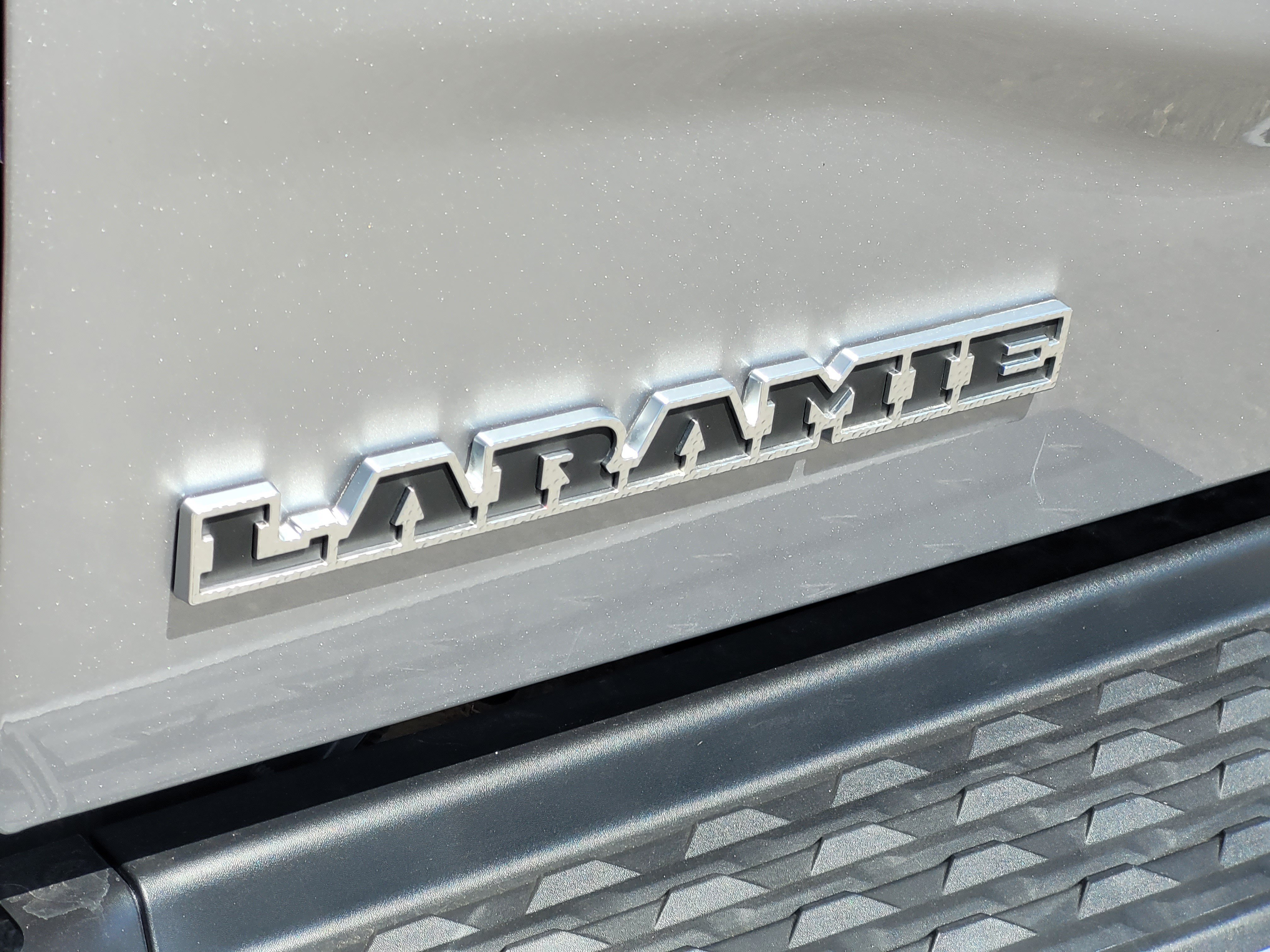 Used 2024 RAM 2500 Laramie w/ Safety Group AWD/4WD image 8