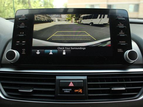 Used 2021 Honda Accord LX image 35