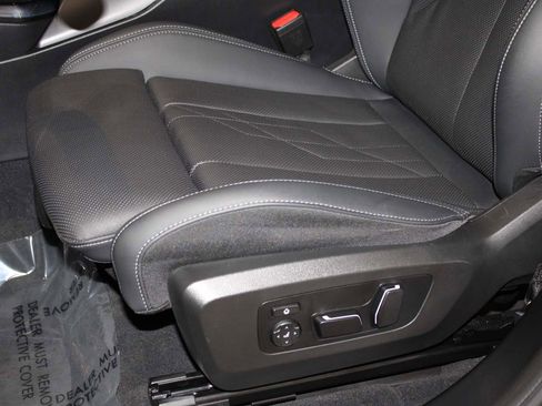 Certified 2025 BMW X3 xDrive30i w/ Convenience Package image 15