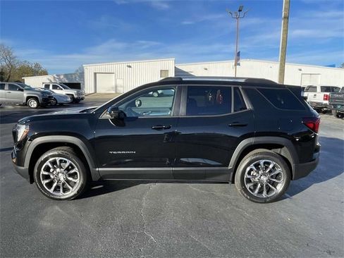 New 2026 GMC Terrain Elevation w/ Elevation Premium Package image 2