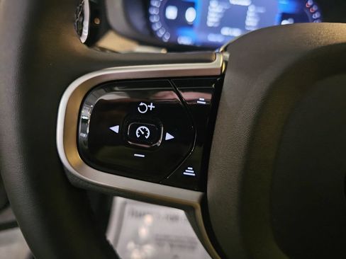 Certified 2026 Volvo XC60 B5 Plus w/ Protection Package Premier AWD/4WD image 22