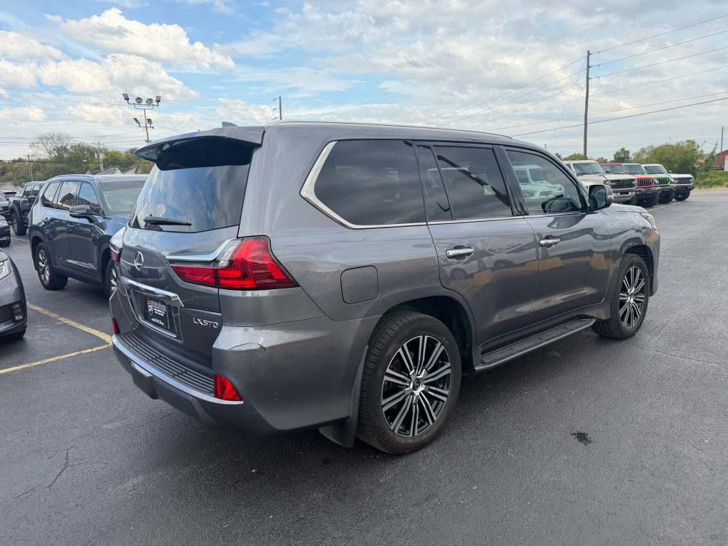 Used 2020 Lexus LX 570 4WD w/ Luxury Package image 3