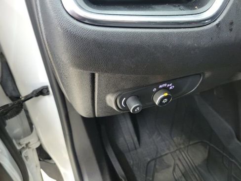 Used 2024 Chevrolet Equinox LT w/ LPO, Floor Liner Package image 18