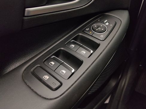 Used 2025 Hyundai Sonata SEL FWD image 27