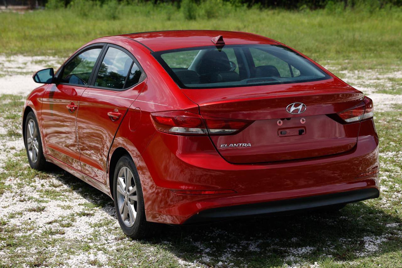 Used 2017 Hyundai Elantra Value Edition FWD image 5