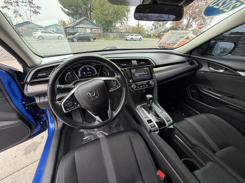 Used 2020 Honda Civic EX image 18