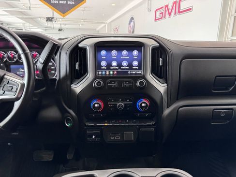 Used 2020 Chevrolet Silverado 1500 LT w/ All-Star Edition image 18
