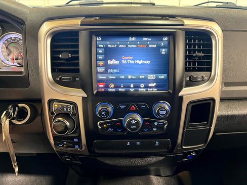 Used 2019 RAM 1500 Classic Warlock w/ Electronics Group image 19