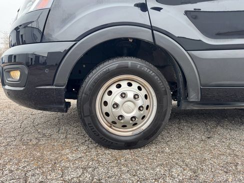 Used 2023 Ford Transit 350 XLT image 11