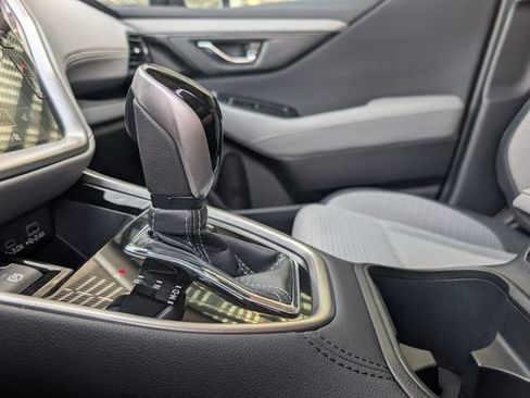 Used 2025 Subaru Outback Premium w/ Popular Package #1A image 18