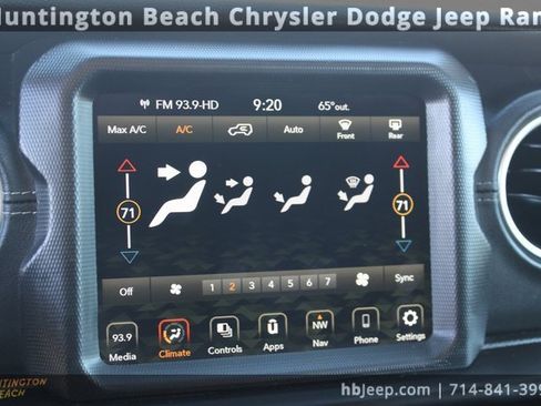 Used 2021 Jeep Wrangler Unlimited Sahara image 25