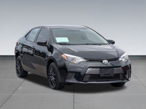 Used 2015 Toyota Corolla LE FWD image 7
