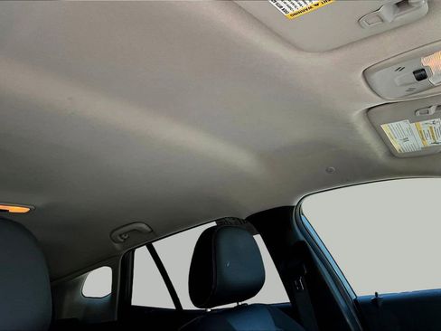 Used 2025 Chevrolet Trax LT w/ Driver Confidence Package FWD image 23