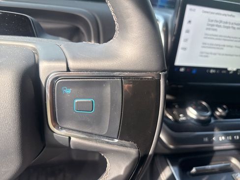 Used 2025 Ford Expedition Max Platinum w/ Stealth Appearance Package image 18