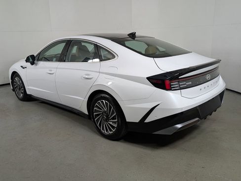 Certified 2025 Hyundai Sonata Limited image 6