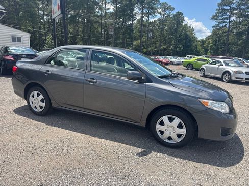 Used 2010 Toyota Corolla LE w/ All Weather Guard Pkg FWD image 14