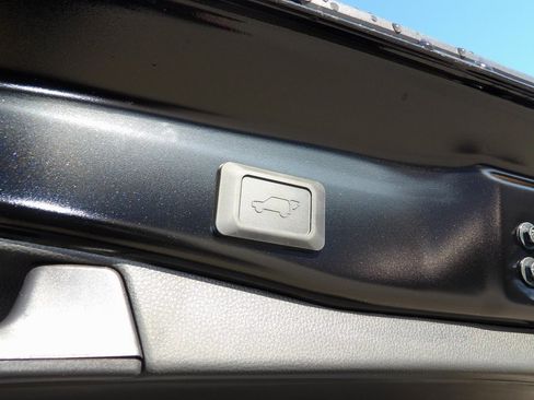 New 2025 Toyota RAV4 XLE image 8