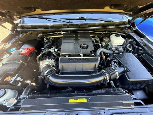 Used 2024 Nissan Frontier PRO-4X w/ Pro Convenience Package image 48