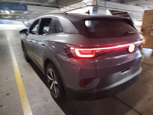 Used 2023 Volkswagen ID.4 Pro S AWD/4WD image 3