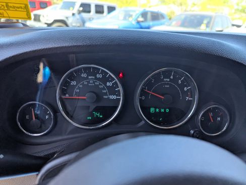 Used 2015 Jeep Wrangler Sahara w/ Trailer Tow Group image 27