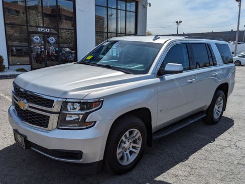 Used 2019 Chevrolet Tahoe LT image 2